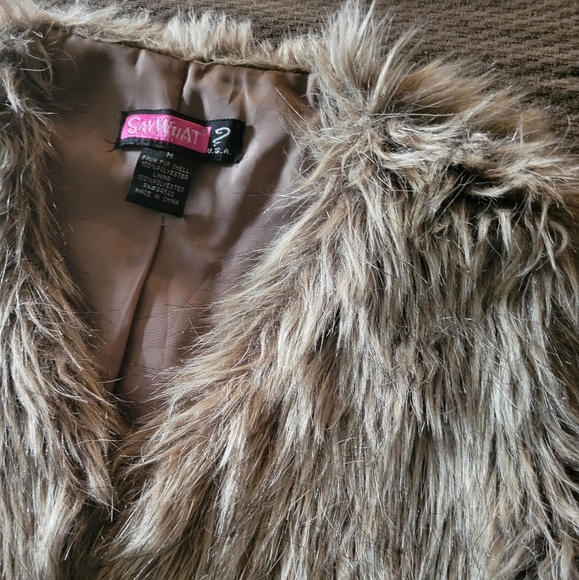 Faux Fur women's vest - Picture 2 of 4